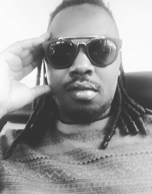 Dr Sid well meaning reply to fan who queries his choice of hairstyle