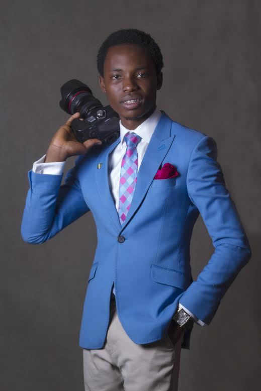 Buhari’s photographer, Bayo Omoboriowo reminisced on his poor past