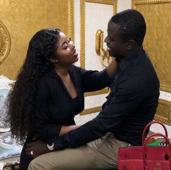 Deola Smart gifts Malivelihood a brand new Range Rover