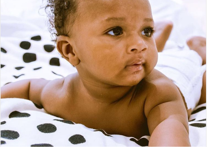 WIzkid’s shares that he misses his third son baby Zion