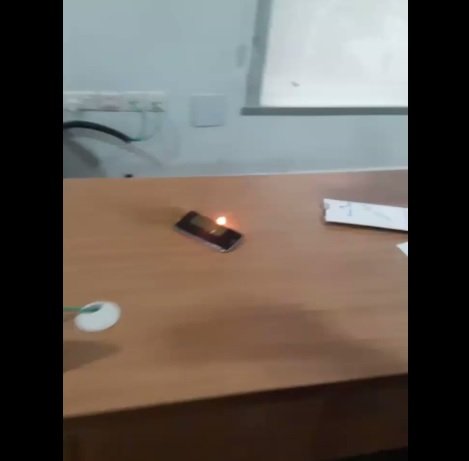 Man’s Samsung Galaxy S7 Catches Fire and Explodes During Office Hour in Abuja