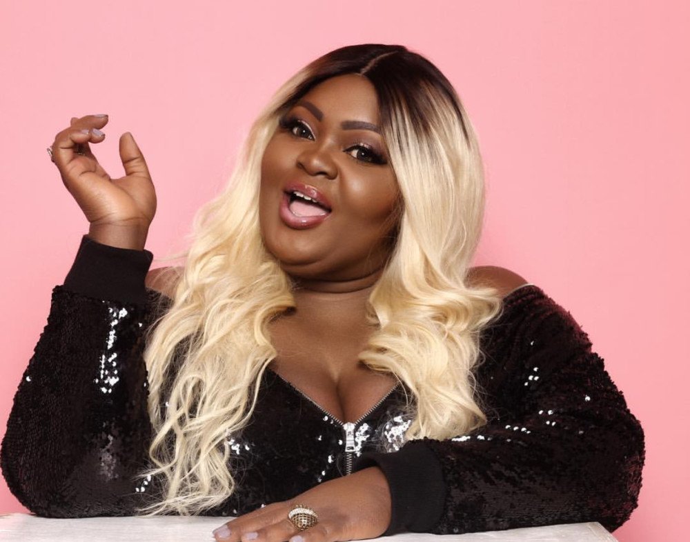 Eniola Badmus appreciates her godmother Senator Remi Tinubu on social media