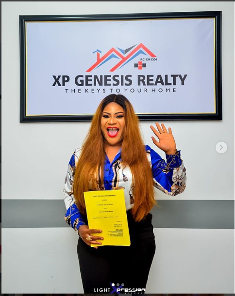 Nkechi Blessing Slams Instablog9ja for Monitoring her WhatsApp Status