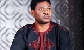 Yomi Fash Lanso shares the story of a young female mechanic apprentice he has just met